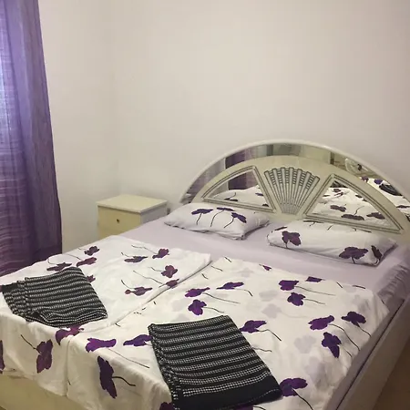 Ivana * Tribunj (Sibenik-Knin)