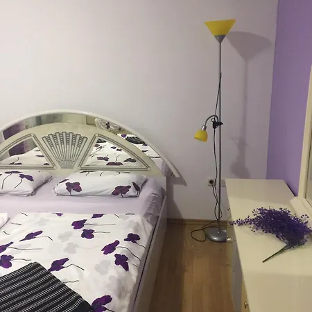 Ivana * Tribunj (Sibenik-Knin)